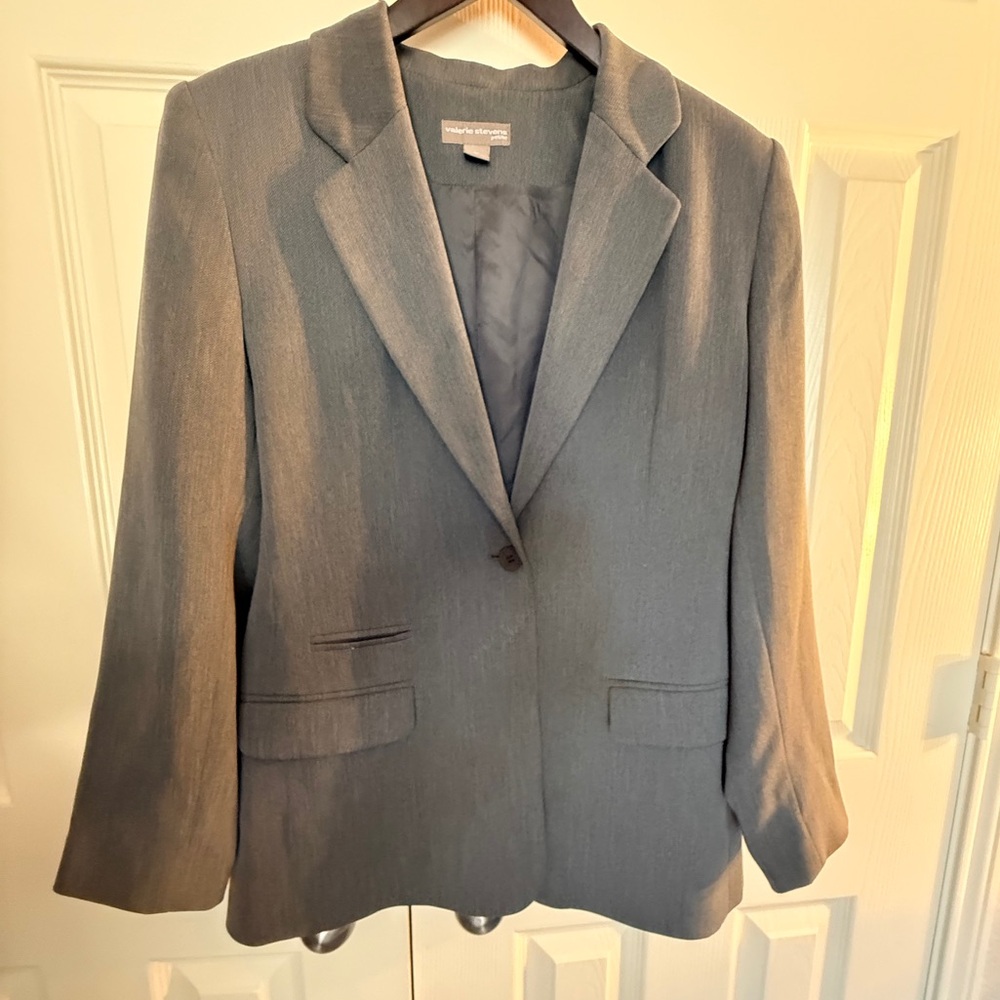 Valerie Stevens Charcoal Blazer